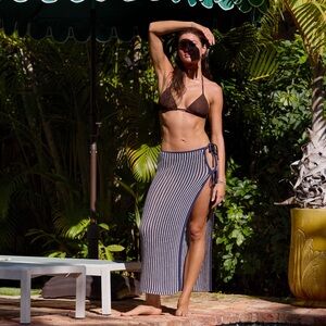 NWT Aerie ($49.95) 100% Cotton Crochet Wrap Sarong in Fresh Bright